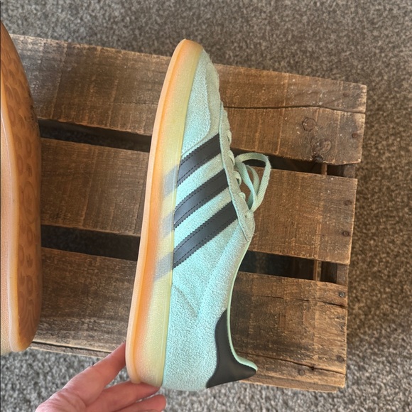 Adidas Gazelle Indoor Sneakers Clear Mint Black Stripes Gum Sole size 8 men’s - Picture 7 of 12